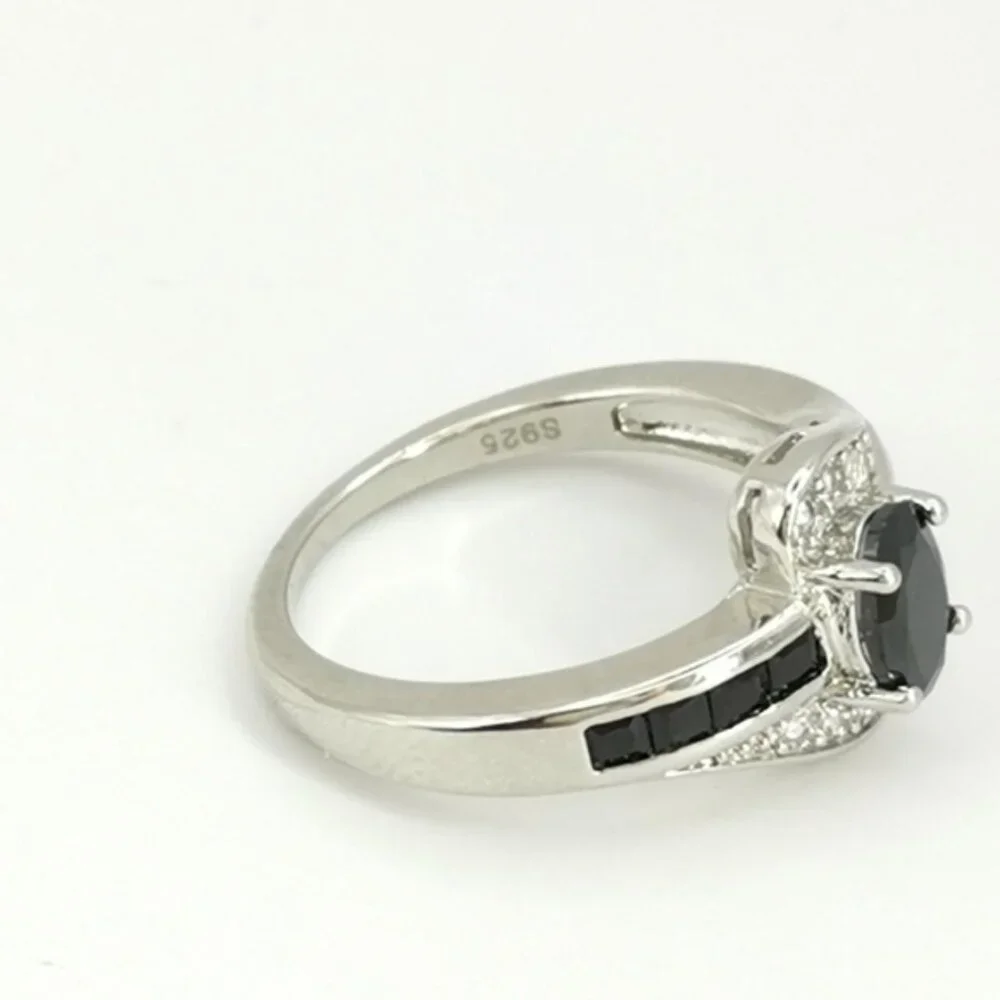 Sterling Silver Black Spinel ring size 7.25 🆕 - Picture 3 of 6
